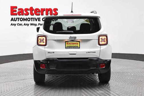 Alpine White Clearcoat 2023 Jeep Renegade Limited