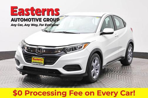 Platinum White Pearl 2021 Honda HR-V LX