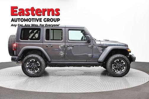 Granite Crystal Metallic Clearcoat 2025 Jeep Wrangler 4xe Rubicon