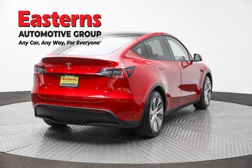 2021 Tesla Model Y Standard Range Rear-Wheel Drive