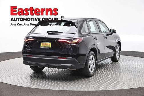 Crystal Black Pearl 2023 Honda HR-V LX