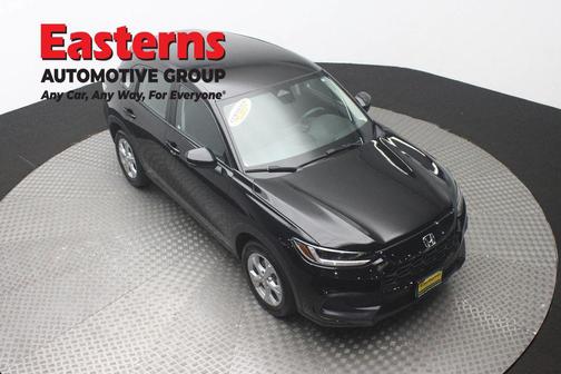 Crystal Black Pearl 2023 Honda HR-V LX
