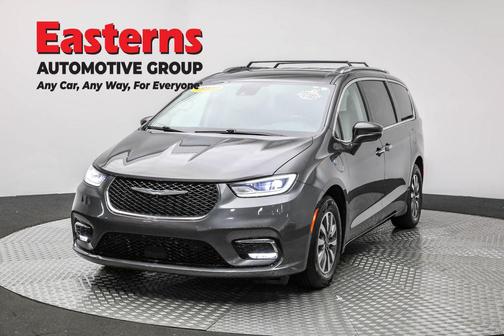 2021 Chrysler Pacifica Hybrid Touring L