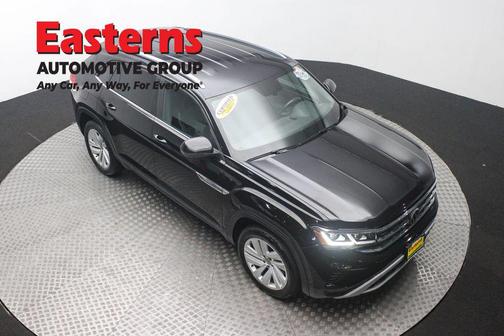 2022 Volkswagen Atlas Cross Sport 2.0T SE w/Technology 4MOTION