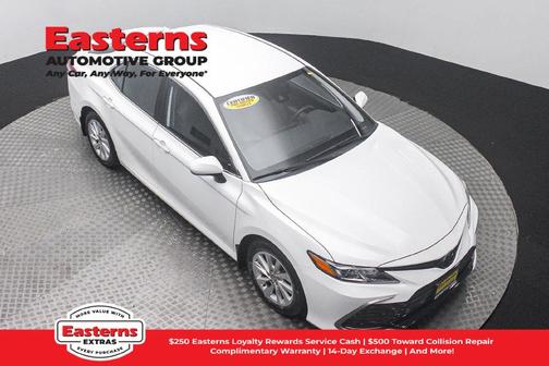 Ice Cap 2024 Toyota Camry LE