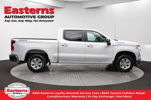 Summit White 2025 Chevrolet Silverado 1500 LT