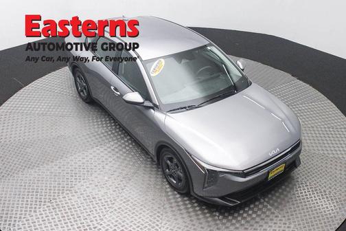 Steel Gray 2025 Kia K4 LXS