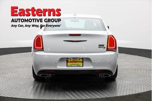 2022 Chrysler 300 S