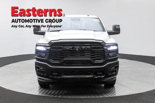 2025 RAM 2500 Tradesman Crew Cab 4x2 8' Box
