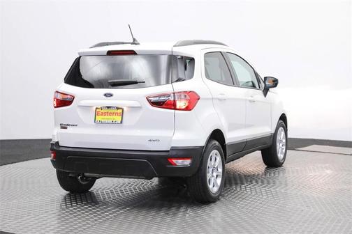 Photo 5 of 62 of 2018 Ford EcoSport SE