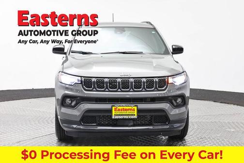 Sting-Gray Clearcoat 2023 Jeep Compass Latitude