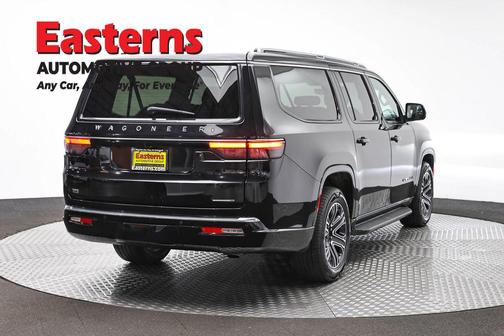 Diamond Black Crystal Pearlcoat 2024 Jeep Wagoneer L Series II 4x4