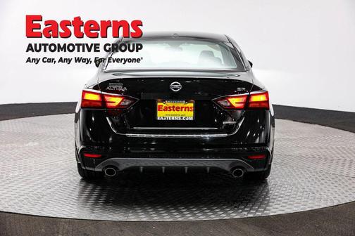 2022 Nissan Altima SR VC-Turbo FWD