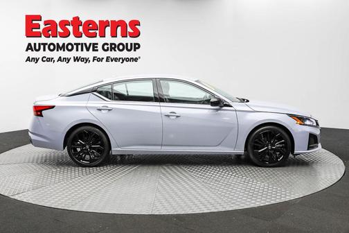 2023 Nissan Altima SR FWD