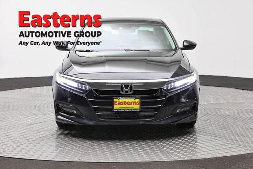 Crystal Black Pearl 2018 Honda Accord Touring