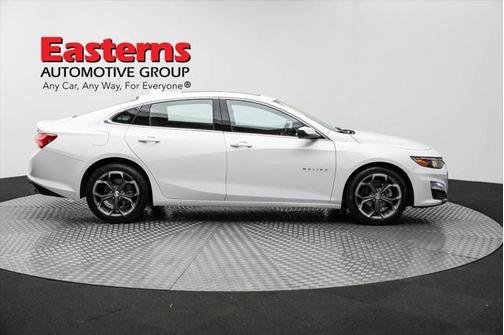 2022 Chevrolet Malibu FWD LT