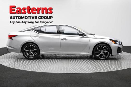 2024 Nissan Altima SR FWD