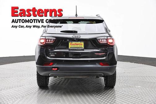 Diamond Black Crystal Pearlcoat 2025 Jeep Compass Trailhawk