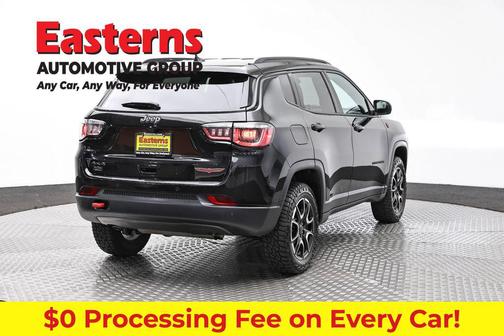 Diamond Black Crystal Pearlcoat 2025 Jeep Compass Trailhawk