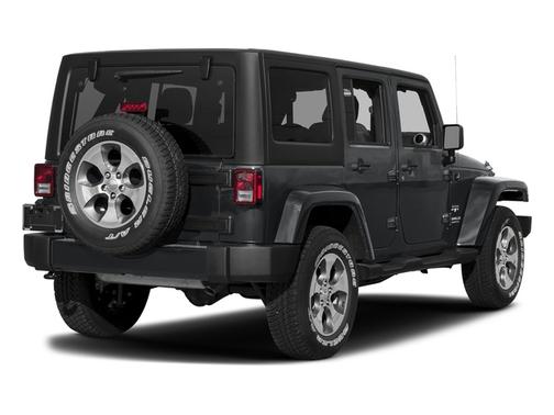 Granite Crystal Metallic Clearcoat 2017 Jeep Wrangler Unlimited Sahara