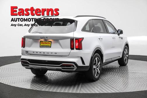 2022 Kia Sorento S