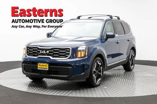 Midnight Lake Blue 2024 Kia Telluride S
