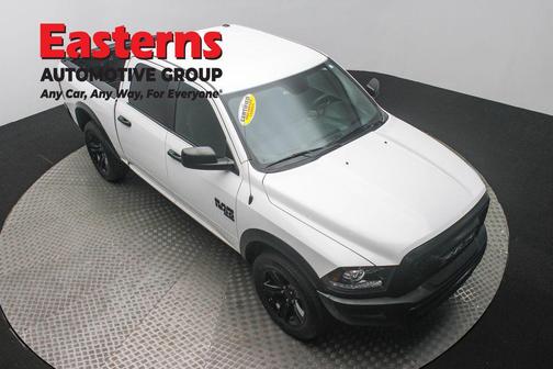 2024 RAM 1500 Classic Warlock Crew Cab 4x2 5'7' Box