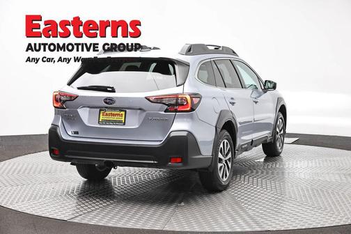 Ice Silver Metallic 2024 Subaru Outback Premium