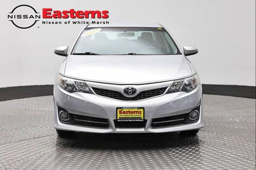 Classic Silver Metallic 2014 Toyota Camry SE
