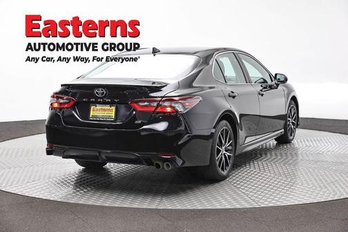 Midnight Black Metallic 2024 Toyota Camry SE