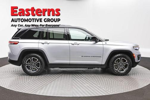 Silver Zynith 2022 Jeep Grand Cherokee 4xe Trailhawk