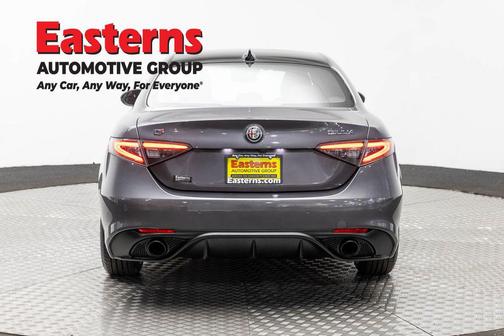 Vesuvio Gray Metallic 2024 Alfa Romeo Giulia Veloce AWD