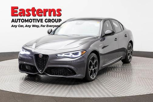Vesuvio Gray Metallic 2024 Alfa Romeo Giulia Veloce AWD