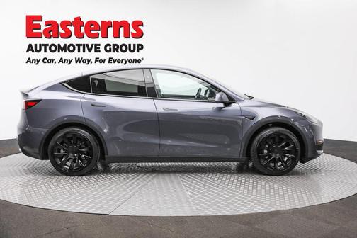 2023 Tesla Model Y RWD