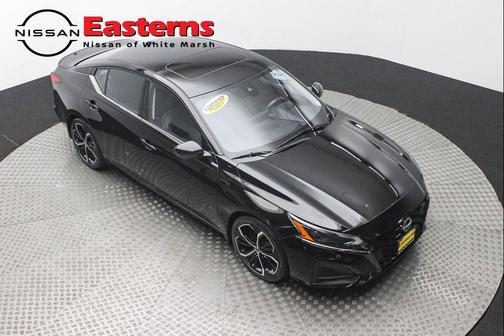 2023 Nissan Altima SR FWD