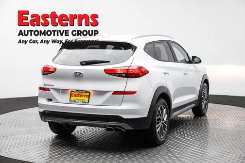 2021 Hyundai TUCSON SEL