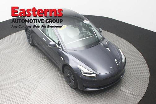 Gray 2019 Tesla Model 3 Long Range