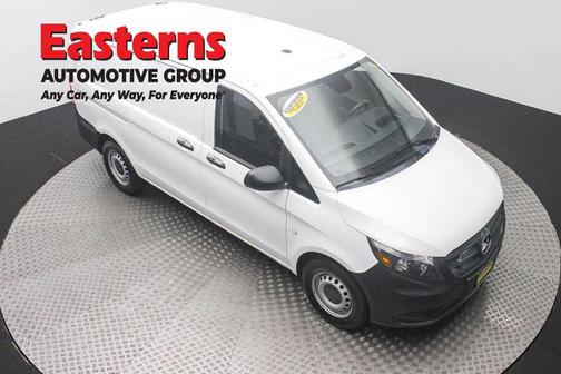 Arctic White 2022 Mercedes-Benz Metris Base