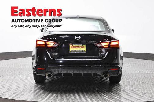 Super Black Clearcoat 2023 Nissan Altima 2.5 SV