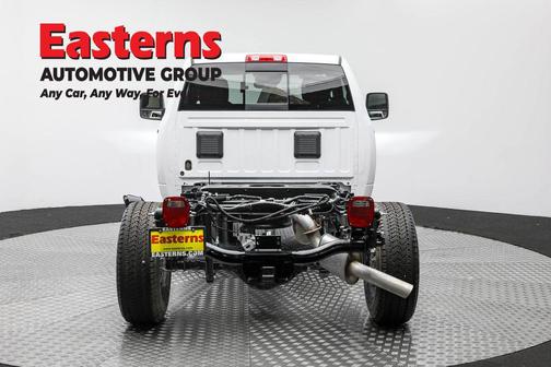 2025 RAM 3500 Tradesman Regular Cab 4x2 8' Box