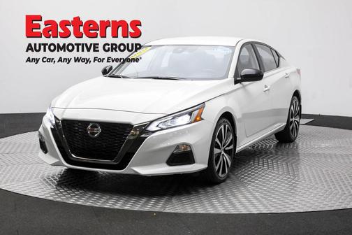 2022 Nissan Altima SR Intelligent AWD