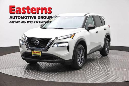 Glacier White 2023 Nissan Rogue S