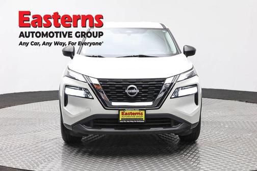 Glacier White 2023 Nissan Rogue S