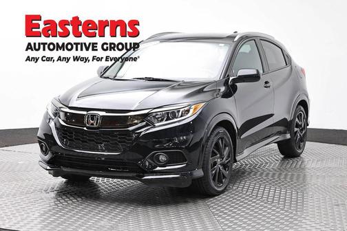 Crystal Black Pearl 2022 Honda HR-V AWD Sport
