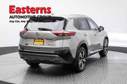 2022 Nissan Rogue SL