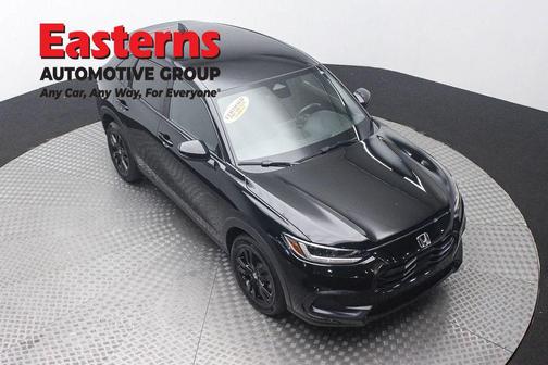 Crystal Black Pearl 2026 Honda HR-V AWD Sport