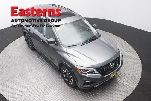 Gun Metallic 2020 Nissan Pathfinder SL 4WD