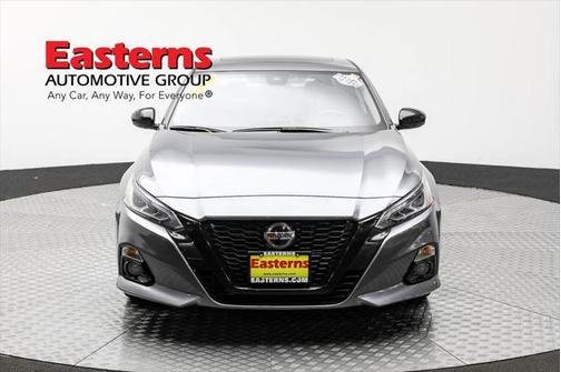 2022 Nissan Altima SR FWD