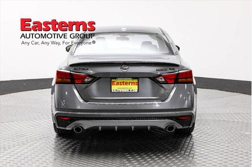 2022 Nissan Altima SR FWD