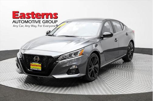2022 Nissan Altima SR FWD